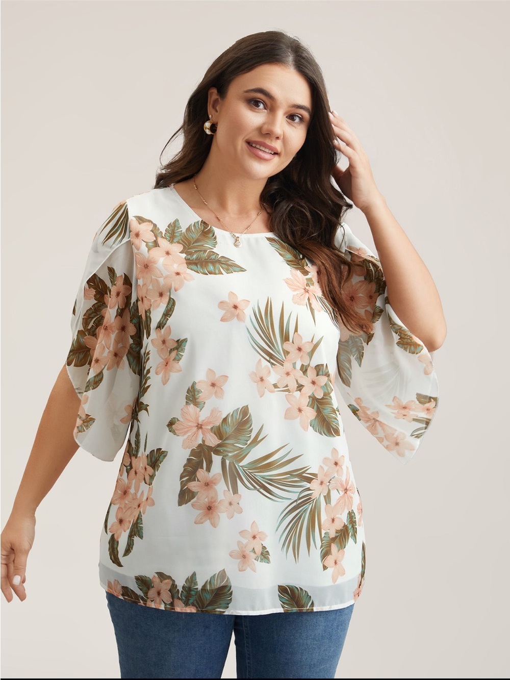 BloomChic Petal Sleeve Floral Round Neck Blouse size 1X (14-16) - Picture 5 of 15